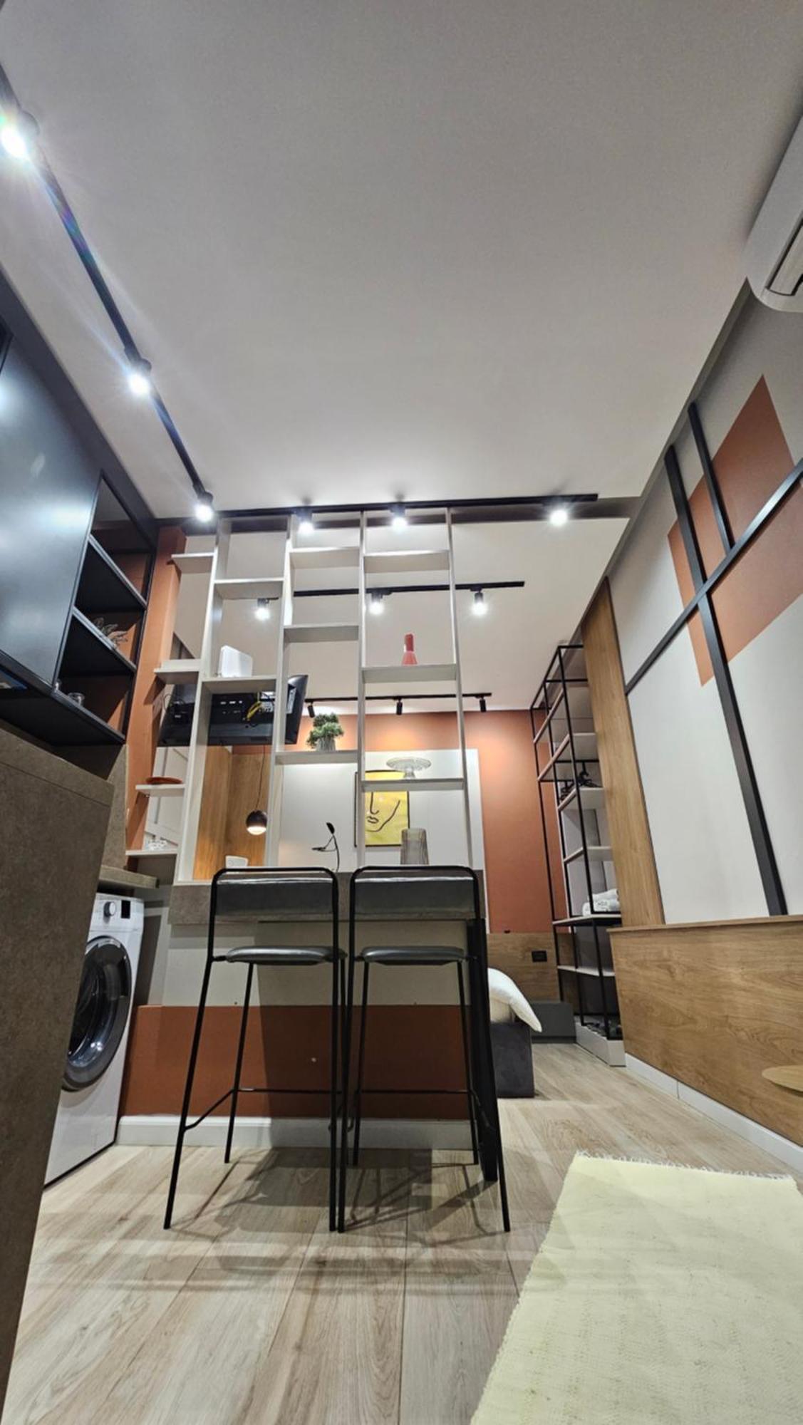 Tam Serviced Studio Apartments Next To Blloku ティラナ エクステリア 写真