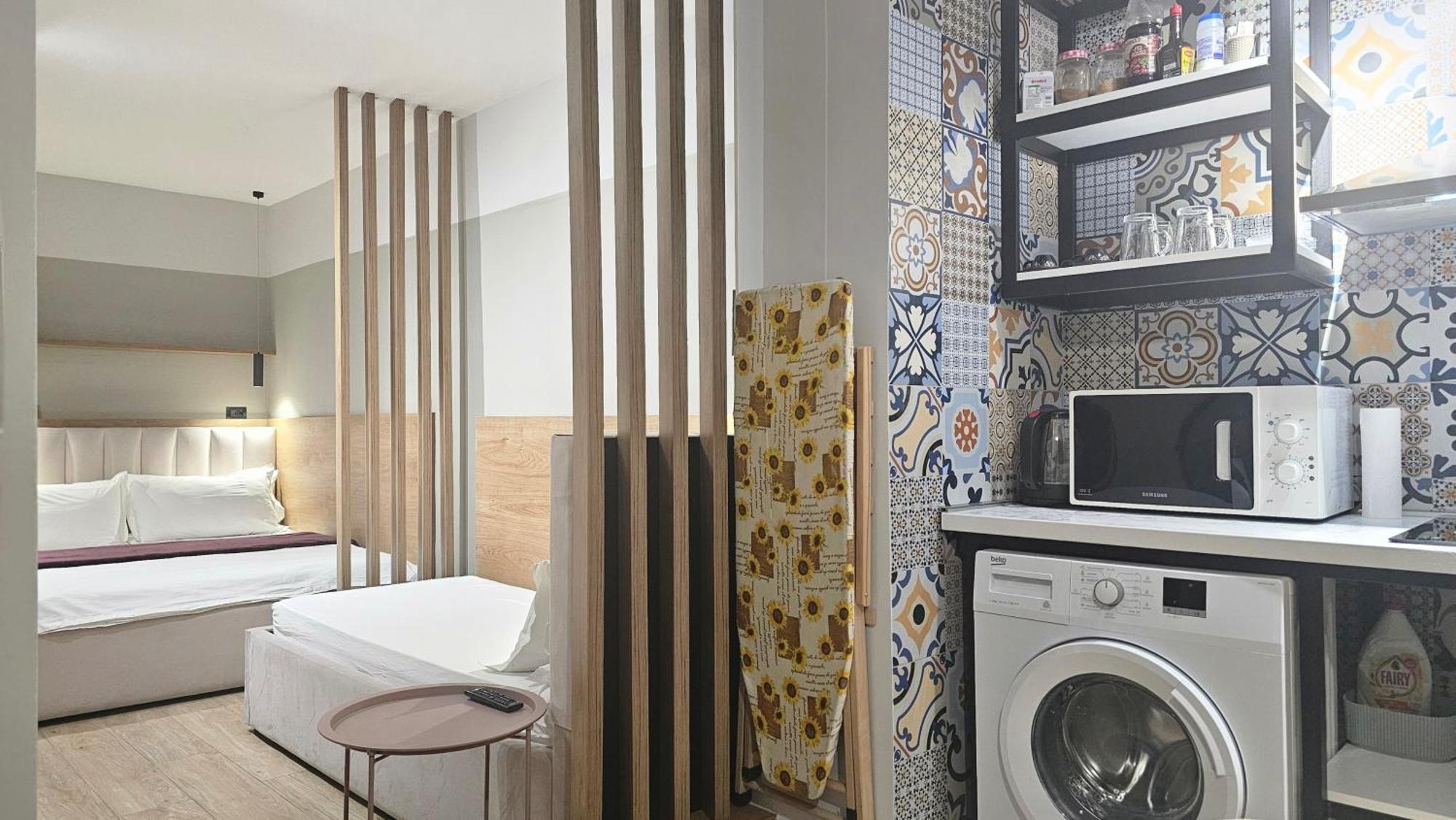 Tam Serviced Studio Apartments Next To Blloku ティラナ エクステリア 写真