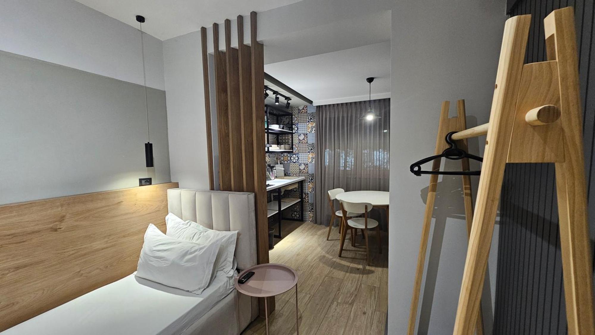 Tam Serviced Studio Apartments Next To Blloku ティラナ エクステリア 写真